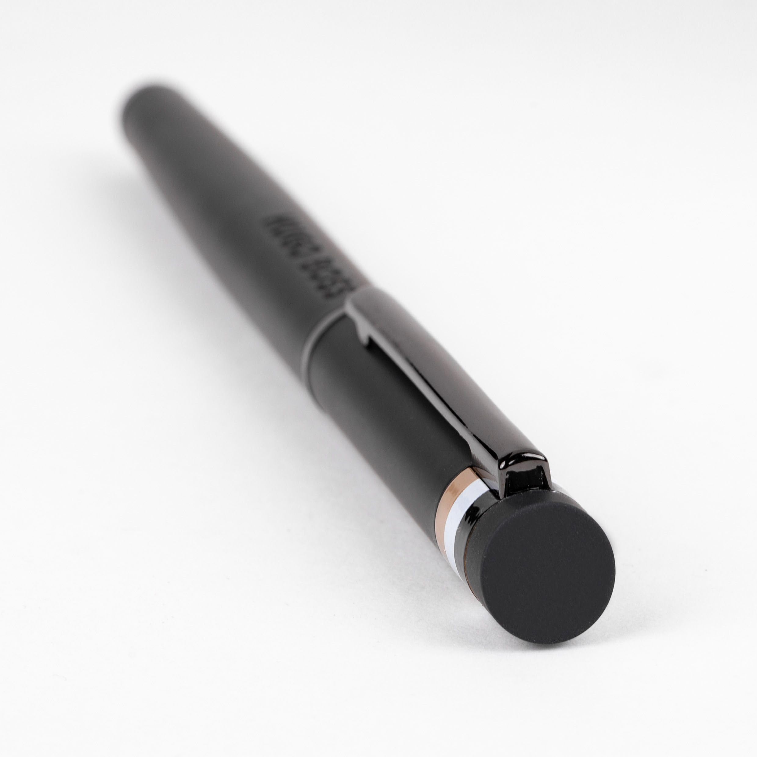 Hugo Boss Stylo Plume Loop Black Iconic