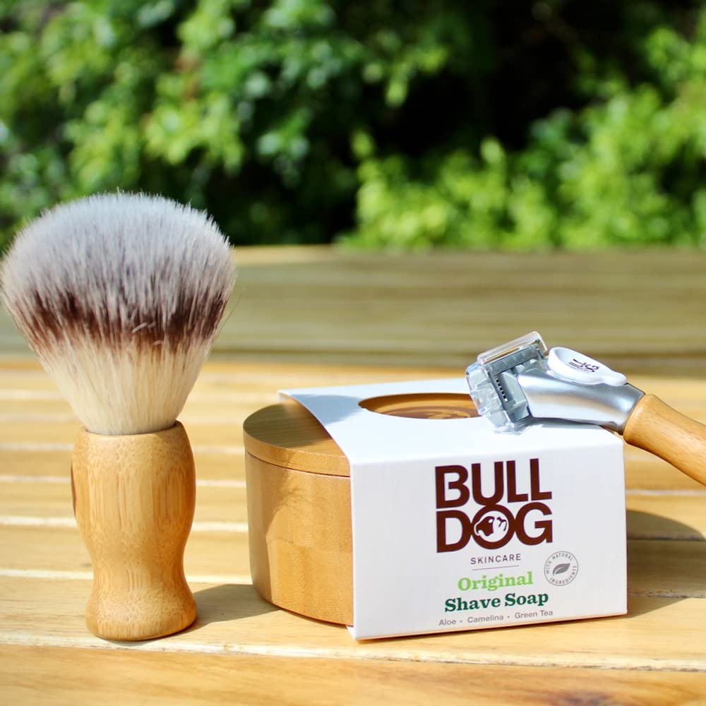 Bulldog Skincare-Kit Shave Collection - Incluye Maquinilla Original Bambú de 5 Hojas + Exfoliante Facial 125 ml + Crema Facial Hidratante 100 ml+ Brocha de Afeitar + Jabón de Afeitado 100 g + Bolsa