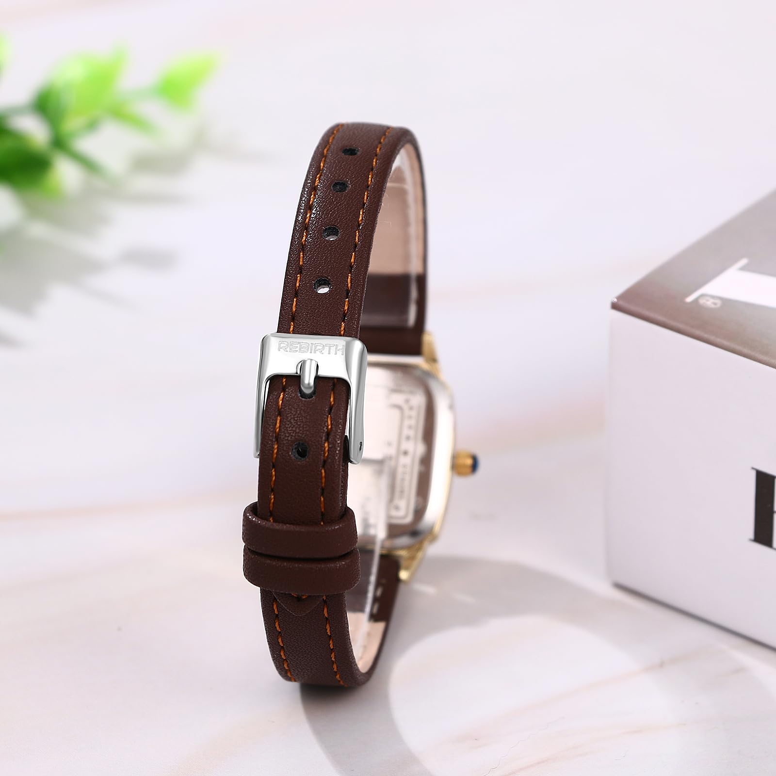 JewelryWe Zegarek damski, mały, prostokątny, 3 sztuki, minimalistyczny, analogowy, kwarcowy, wąski, skórzany pasek, ultracienki, luźny zegarek z kwadratową skalą diamentową, wielokolorowa