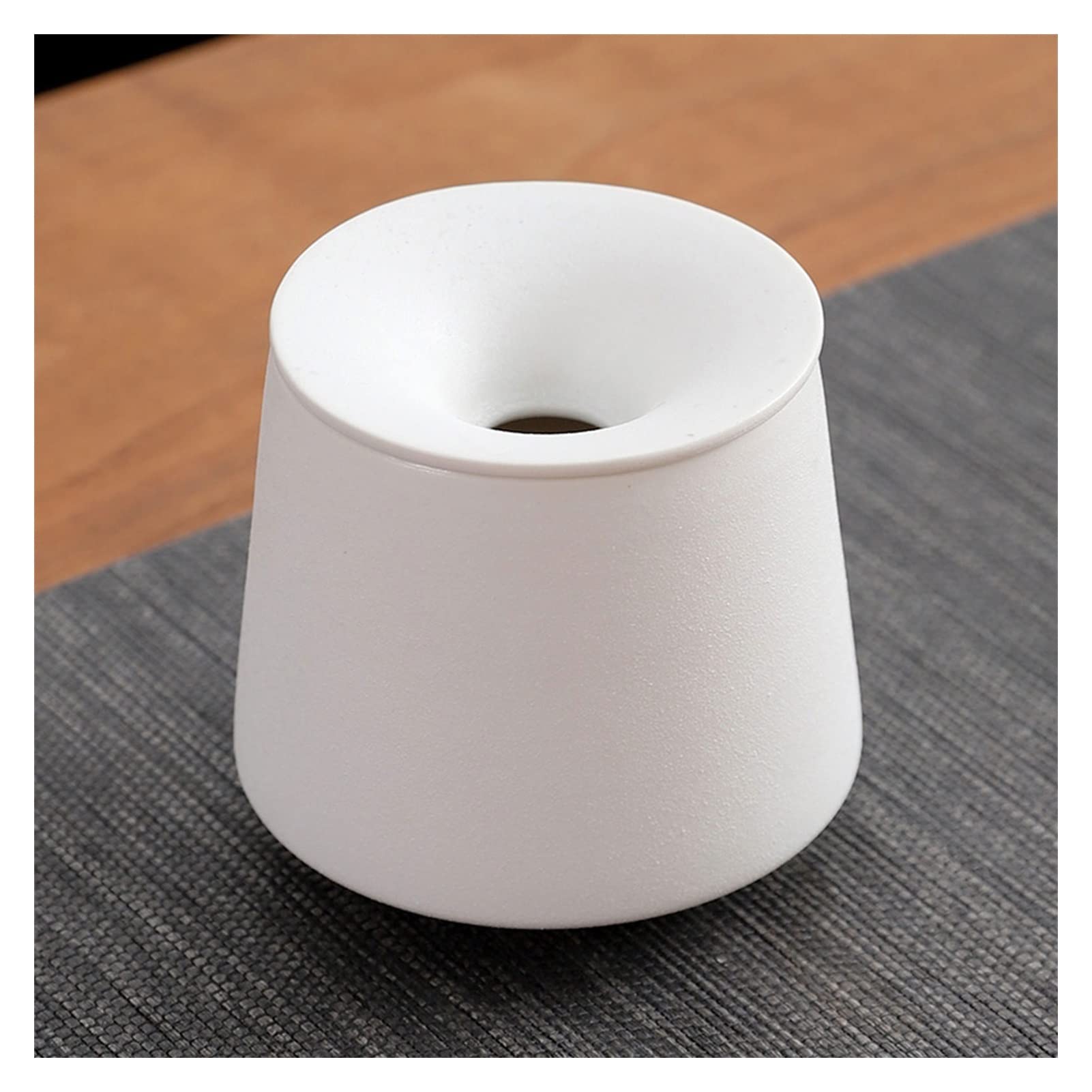 Ashtray Ceramic,Frosted Windproof Ash Tray with Funnel Lid Design