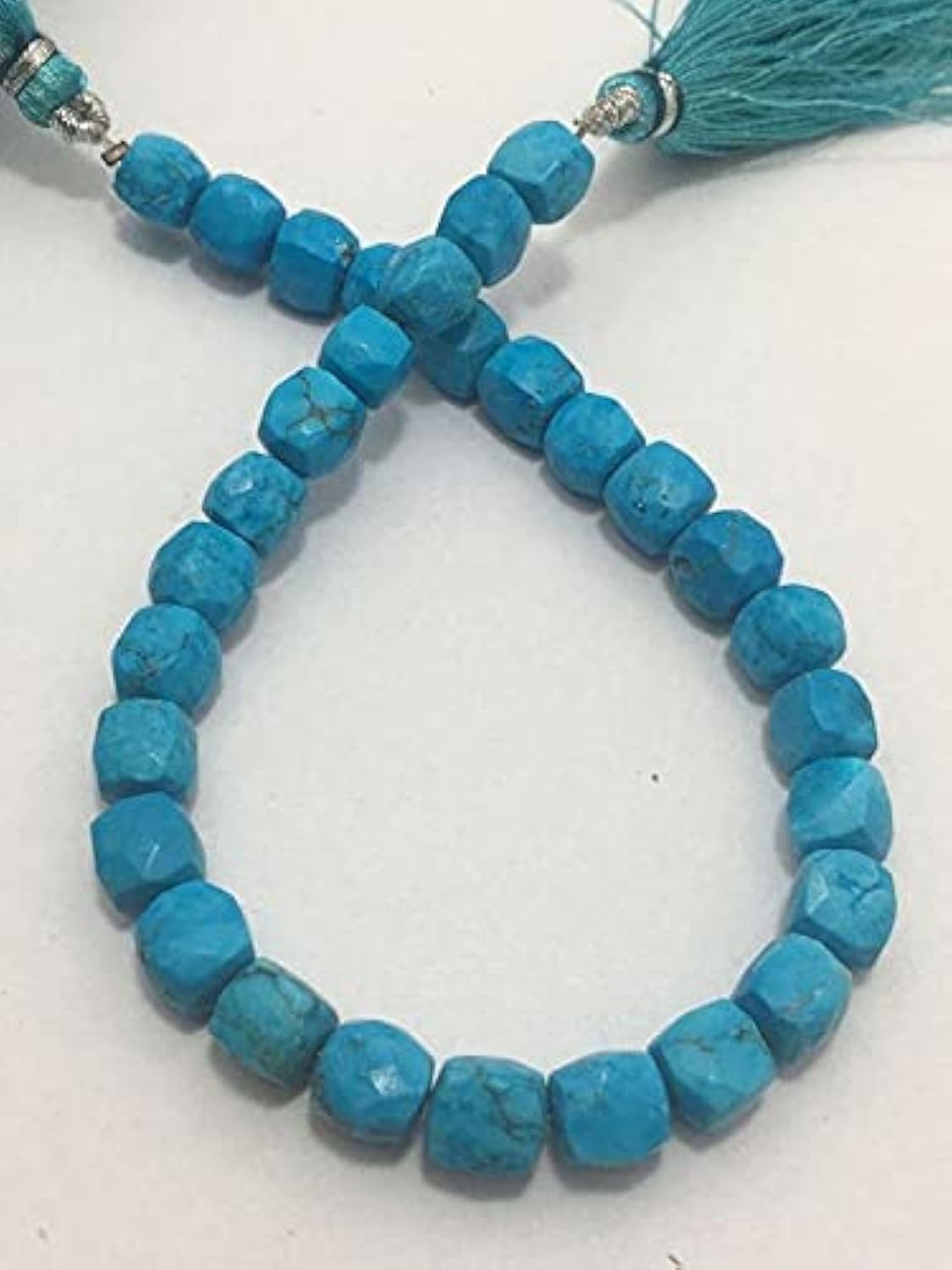 Perles en turquoise facettées 7-8mm en fil de 8 pouces pour la création de bijoux en pierres