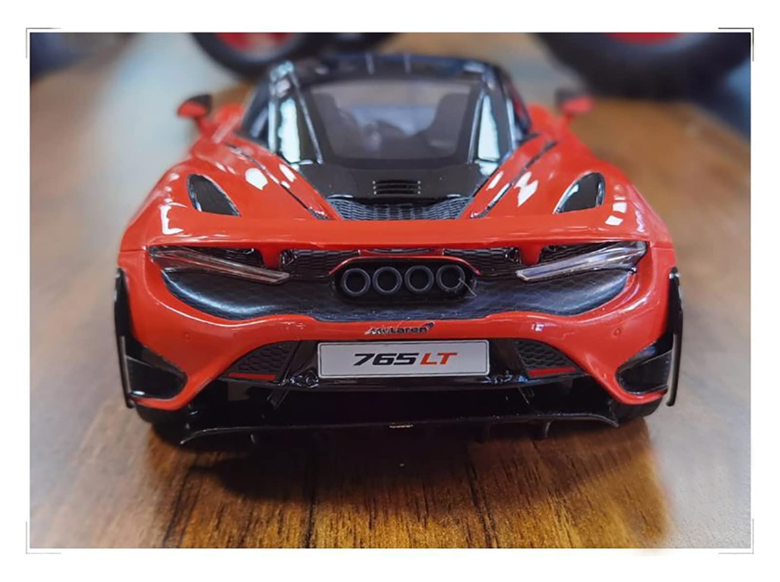Amazon | ミニカー スケールモデルカー 1:18マクラーレン765LT