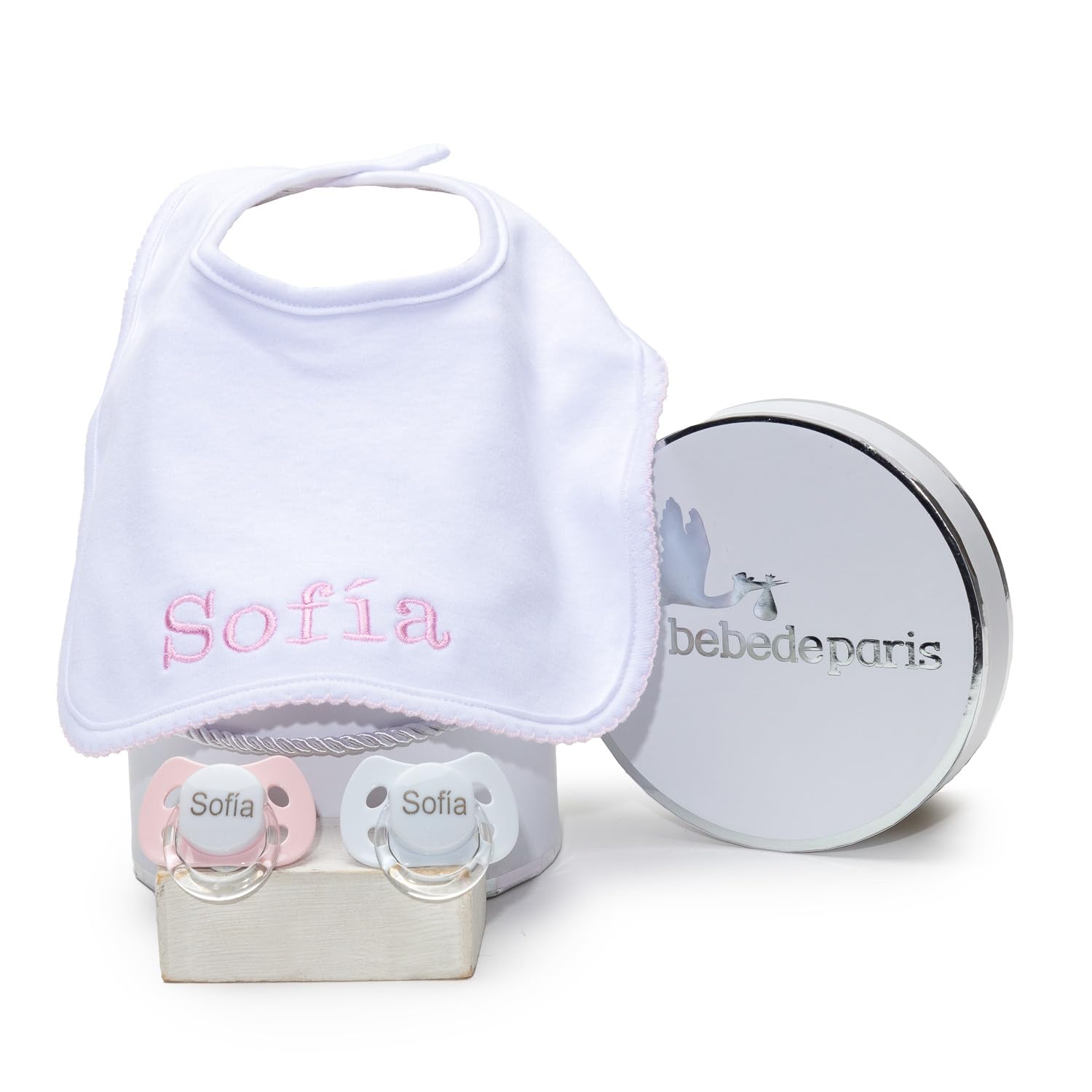 BebeDeParis | Canastilla Deluxe para Recién Nacido | Incluye Dos Chupetes y Babero Personalizados | Hecho a Mano en España (Rosa)