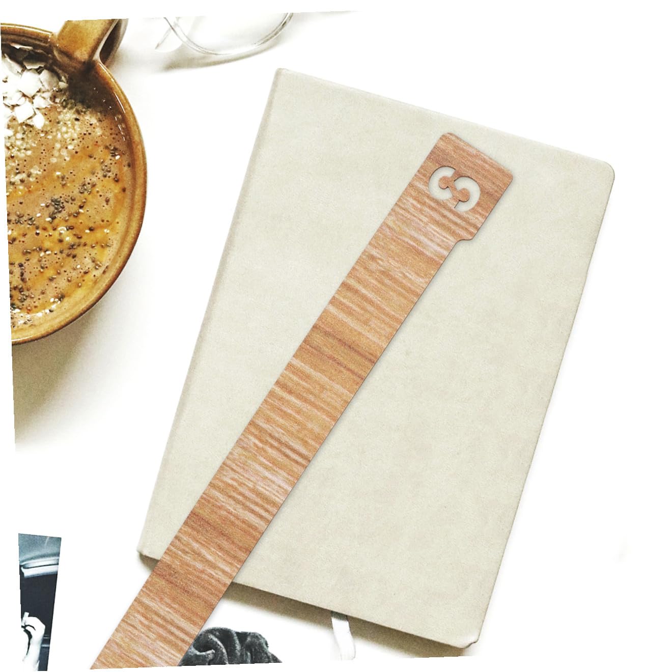 TEHAUX Segnalibri Strumento Educativo Versatile 26 Pezzi Alfabeto in Legno per Ragazzo Ragazza per Organizzare Libri Design Compatto e Colore Caffè per Apprendimento