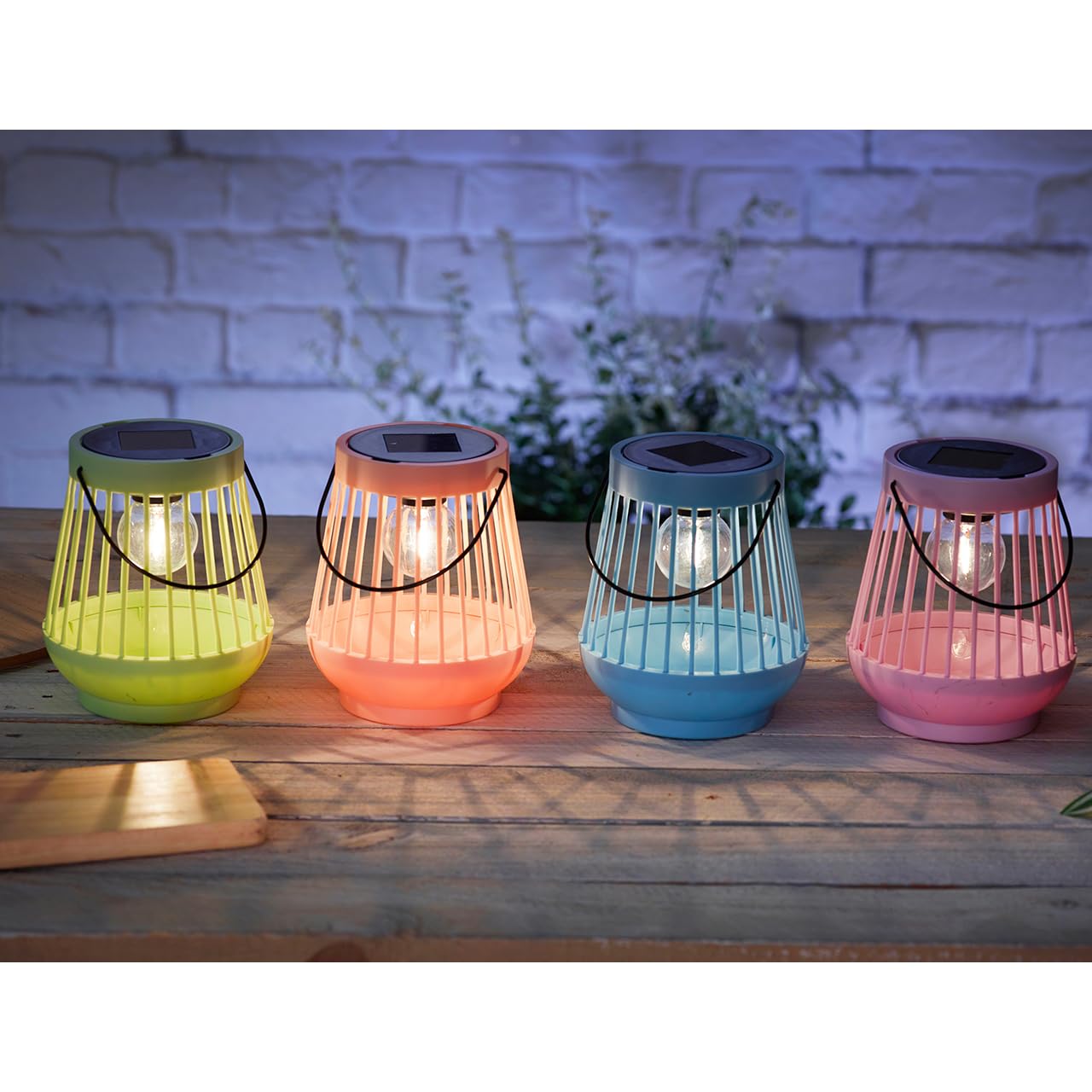 Mysmartbuy.com Multicolour Set Of 4 Solar Powered Viva Colourful Lanterns – Weatherproof Fluted Design Outdoor Garden Led Light Decorations For Tabletop, Fence, Wall, Patio, Decking, Pathway, Balcony, Yard – H15 X 13Cm Diameter