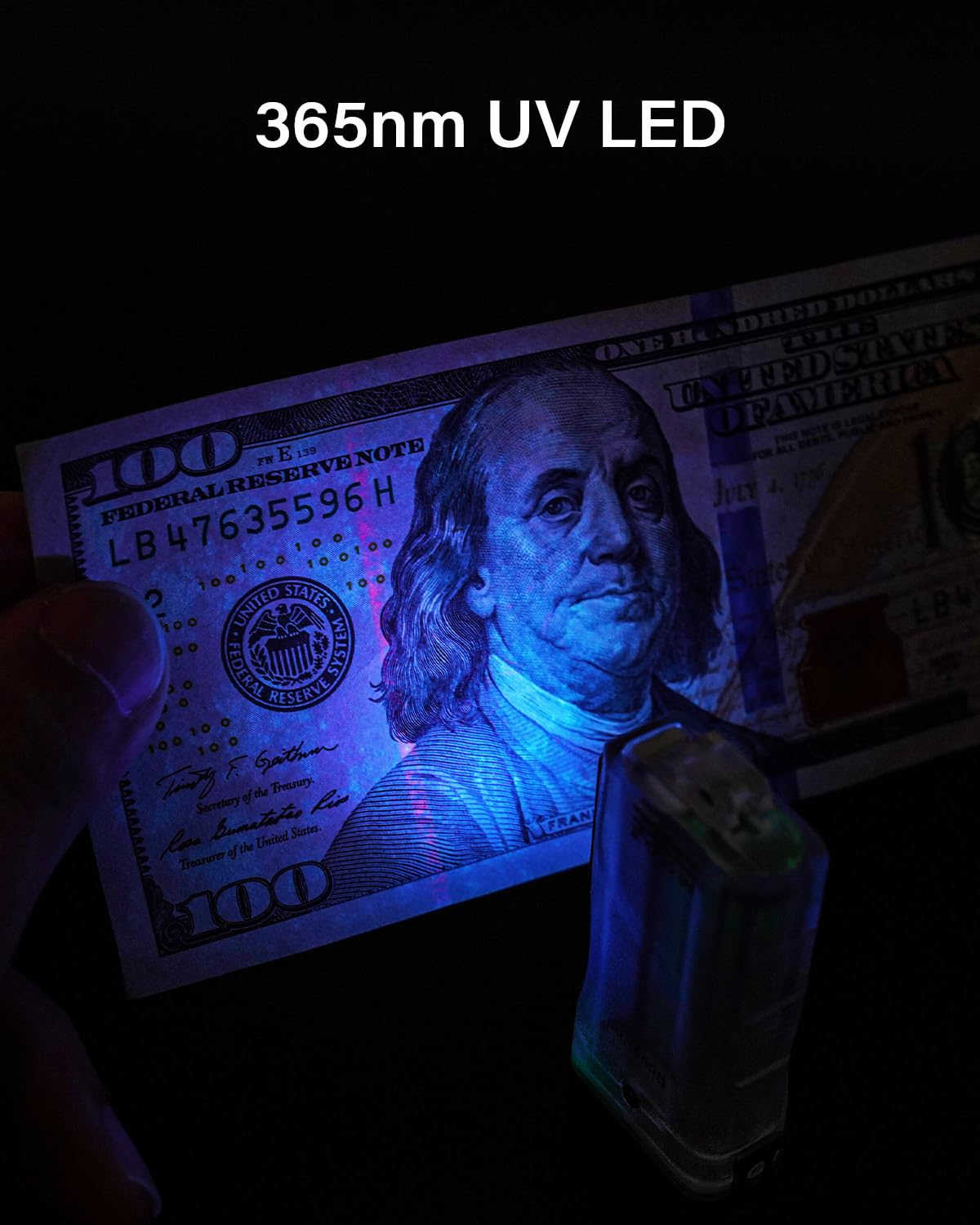 RovyVon Linterna E8 EDC, 700 lúmenes de alto rendimiento USB C recargable LED llavero linterna súper brillante, funciona con batería reemplazable Li-po o AAA (365 nm/luces laterales blancas cálidas)