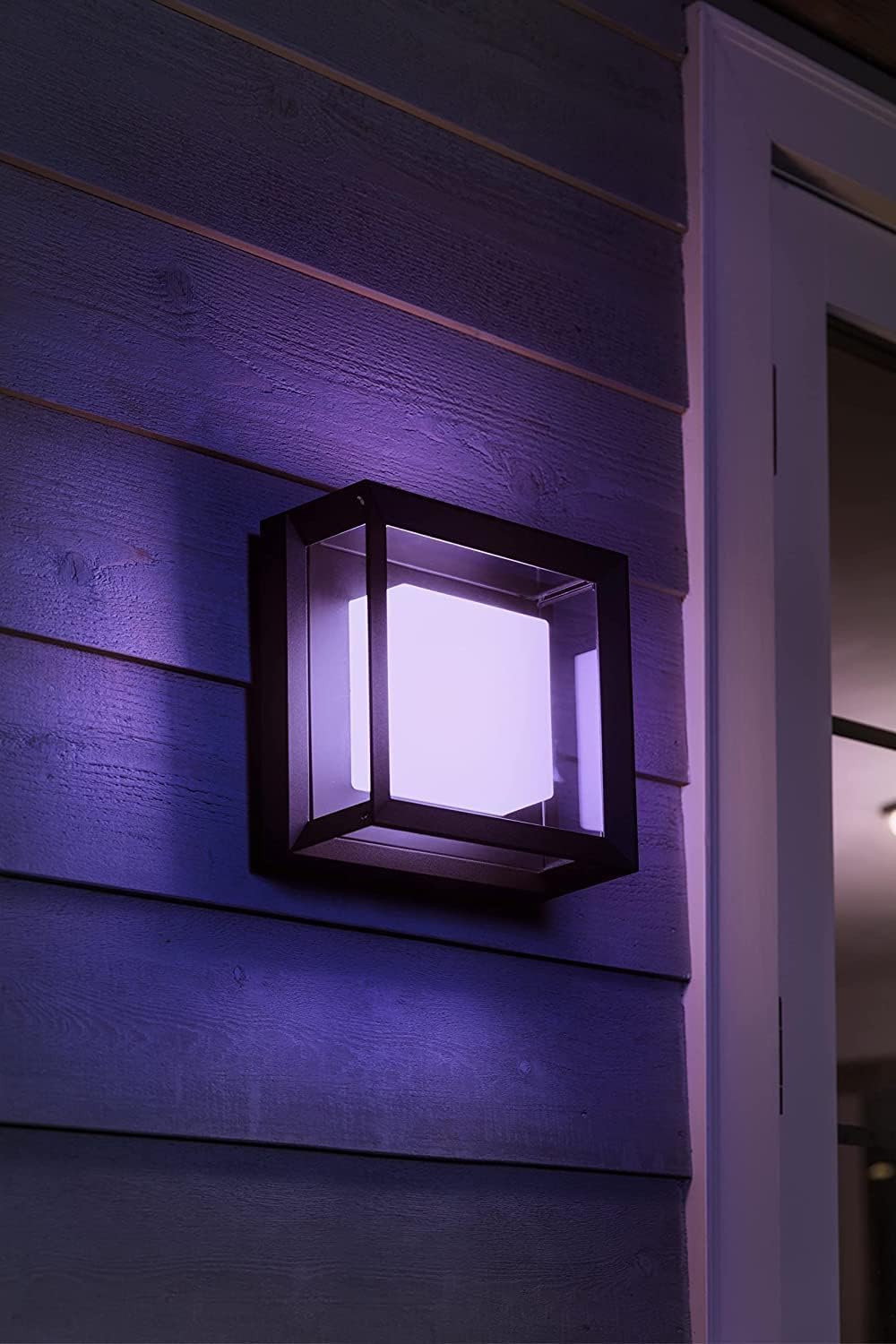 Philips Hue White & Color Ambiance Econic Outdoor Wandleuchte (1.140 lm), dimmbare Wandlampe für das Hue Lichtsystem mit 16 Mio. Farben, smarte Lichtsteuerung über Sprache oder App, schwarz