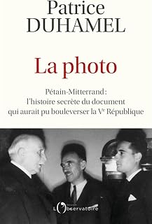 La photo: Pétain-Mitterrand : l'histoire secrète du document qui aurait pu bousculer la Ve République