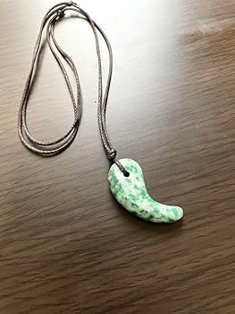 Amazon.co.jp: 一点物 翡翠 勾玉 魔除け お守り ヒスイ お宝 斑模様