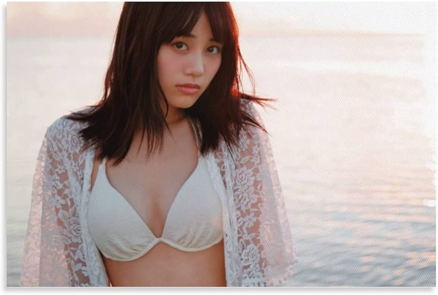 Amazon.co.jp: 伊藤美来 声優 歌手 水着セクシー写真 可愛いポスター壁