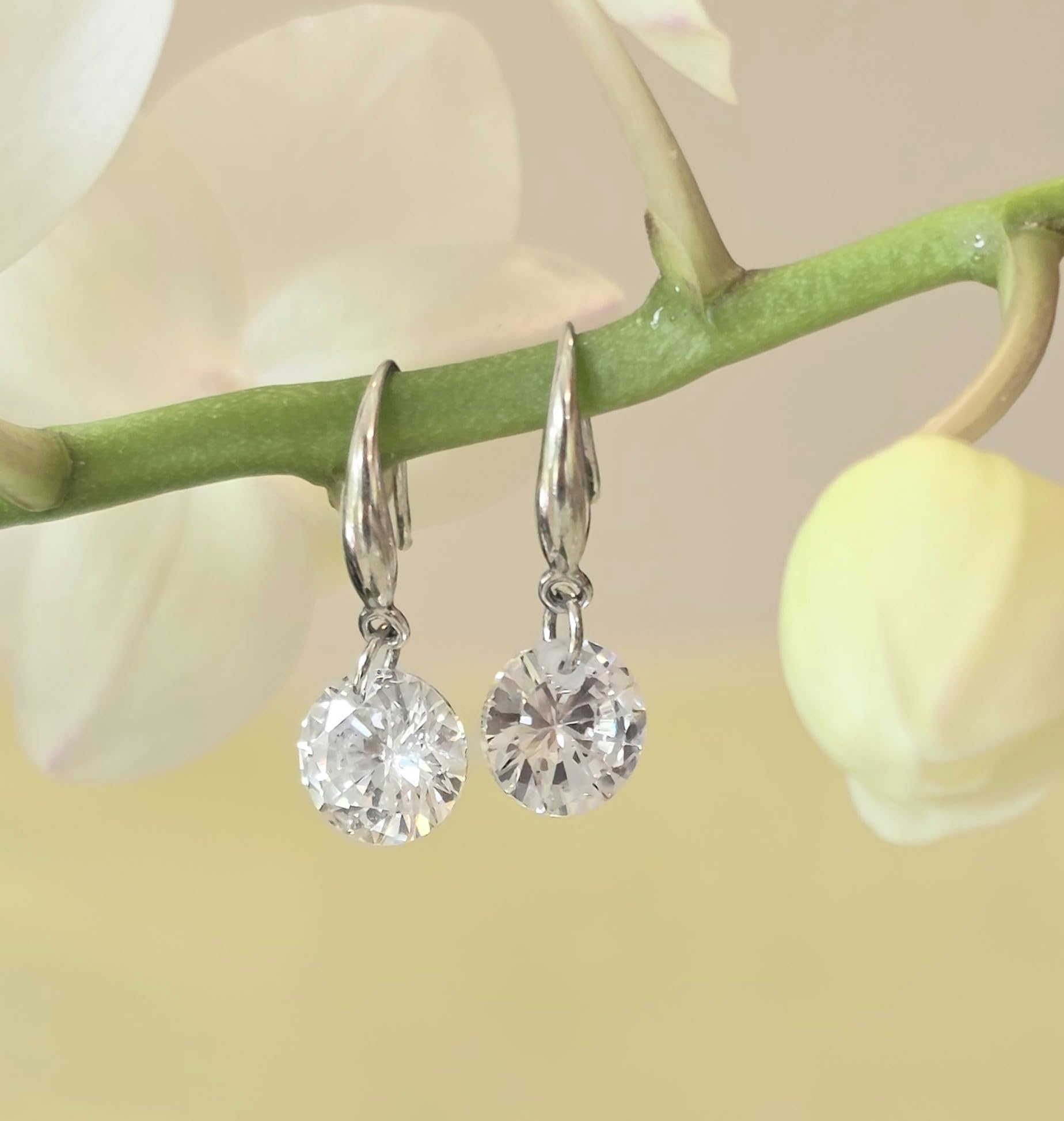 Crystalline Azuria Plata de Ley 925 Redondo Cristales Pendientes colgantes Pendientes de tuerca con Caja para Mujeres y Niñas