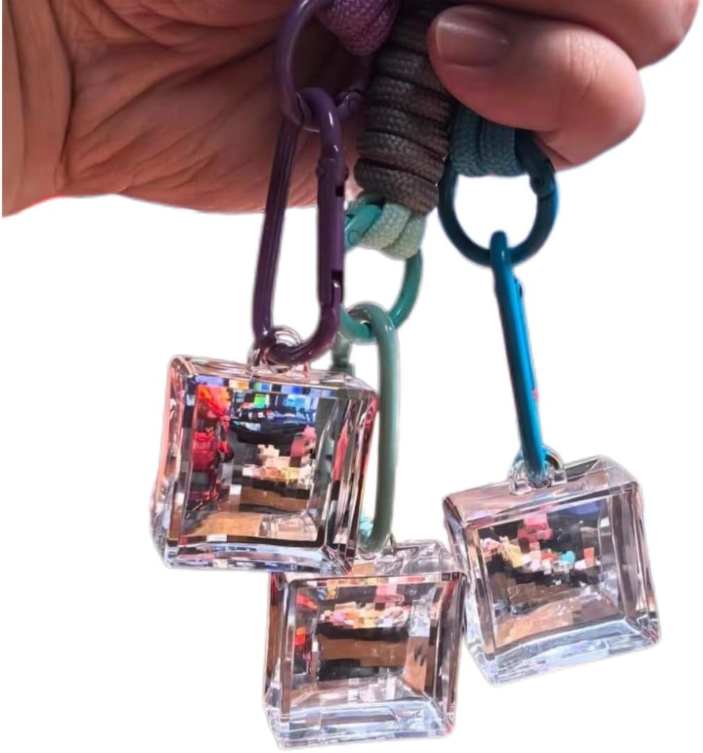 Piegricdiat Pixel Stylized Lens Pixel Window Keychain Pixel Mirror Pixel Filter Miner World Keychain Pixel Game Party Gift Suitable for Backpack Handbag Car Key (Including Lanyard Color Random),,