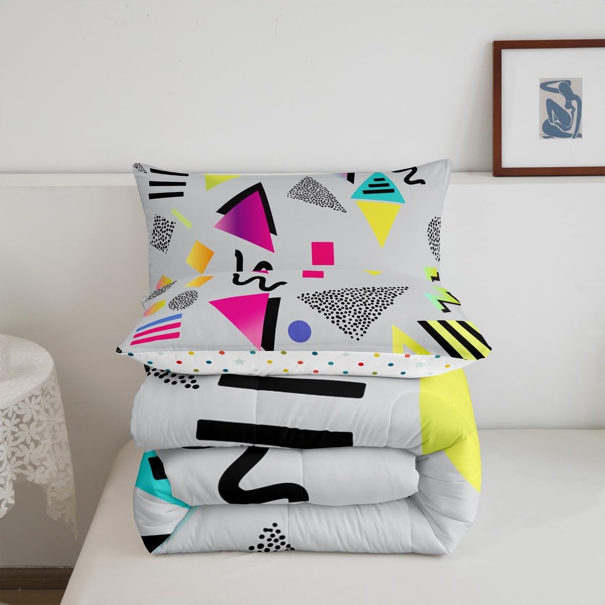 DAN  ヴィンテージ4点セットカバー キングサイズ　アメリカ製 Amazon.com: 80s 90s Bedding Set Memphis Pattern Old Fashioned