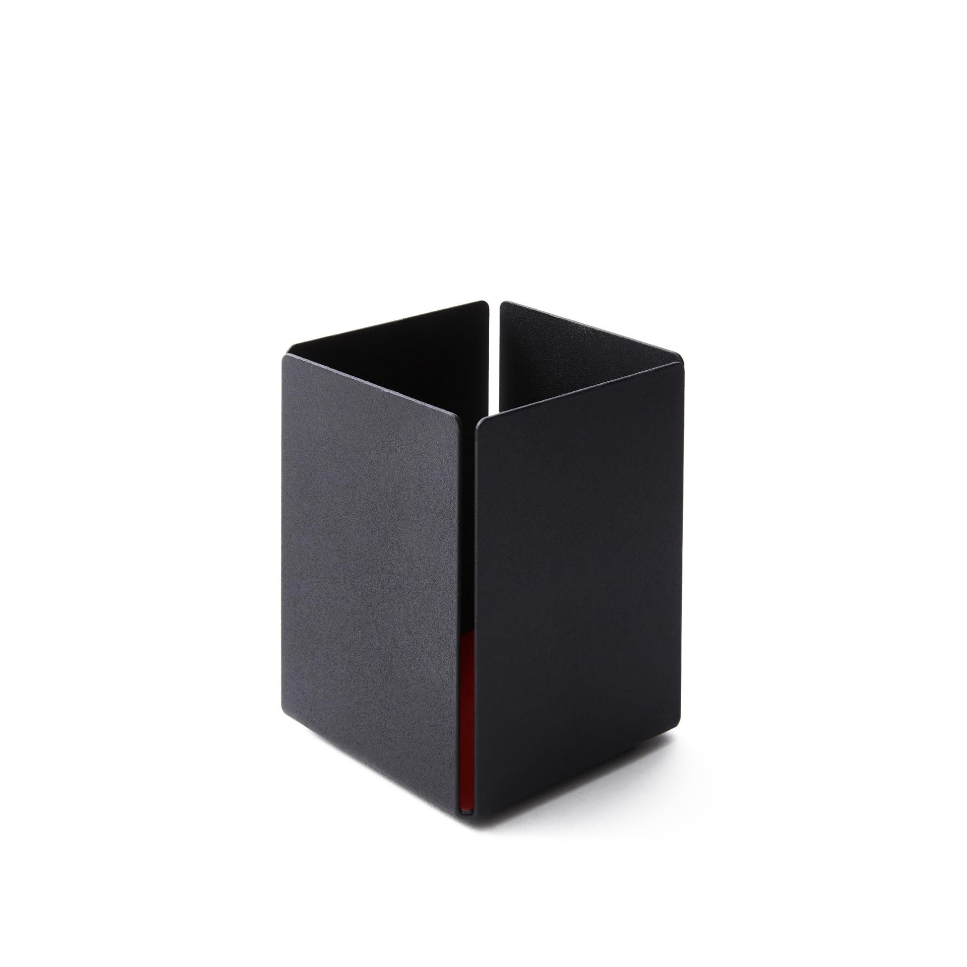 Eglooh - Moire - Portapenne da Scrivania Ufficio in Acciaio Nero Opaco - Fondo Interno in Cuoio Rosso Bordeaux - Design Quadrato e Finiture Artigianali - cm 7,2 x 7,2 x H.10 - Made in Italy