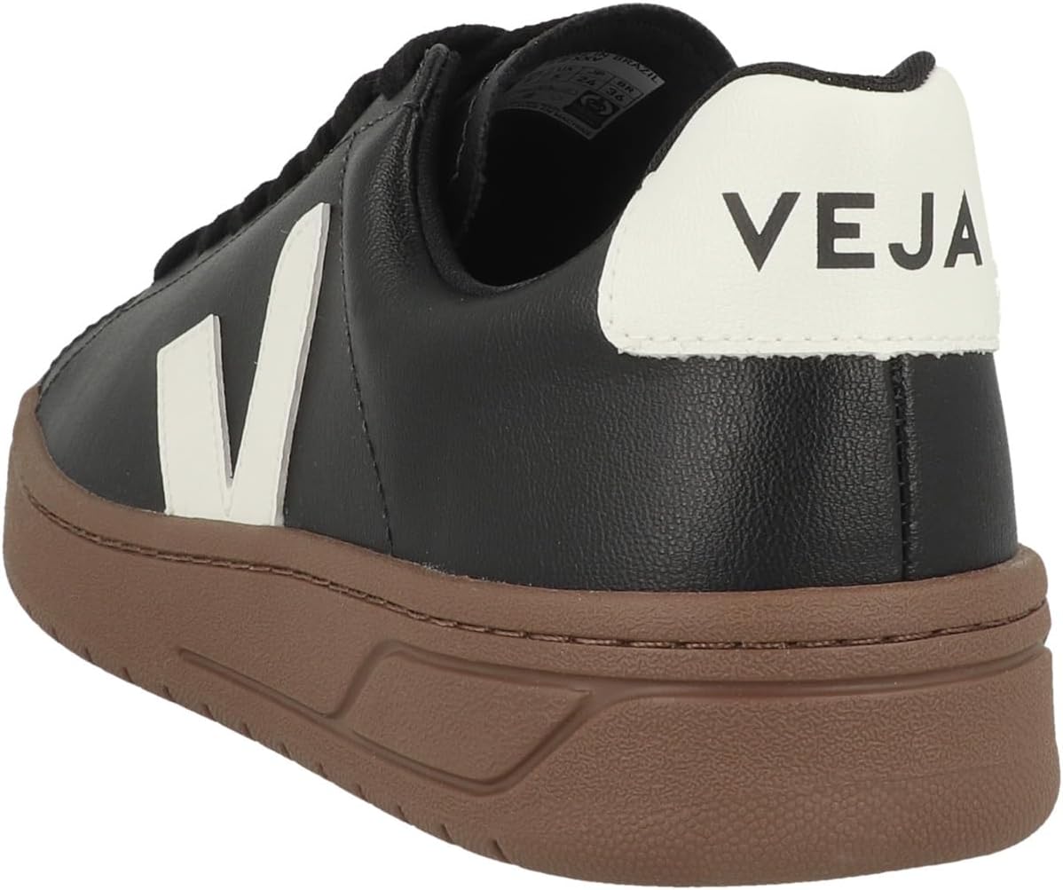 Veja Urca Sneaker, 37, Black, 6