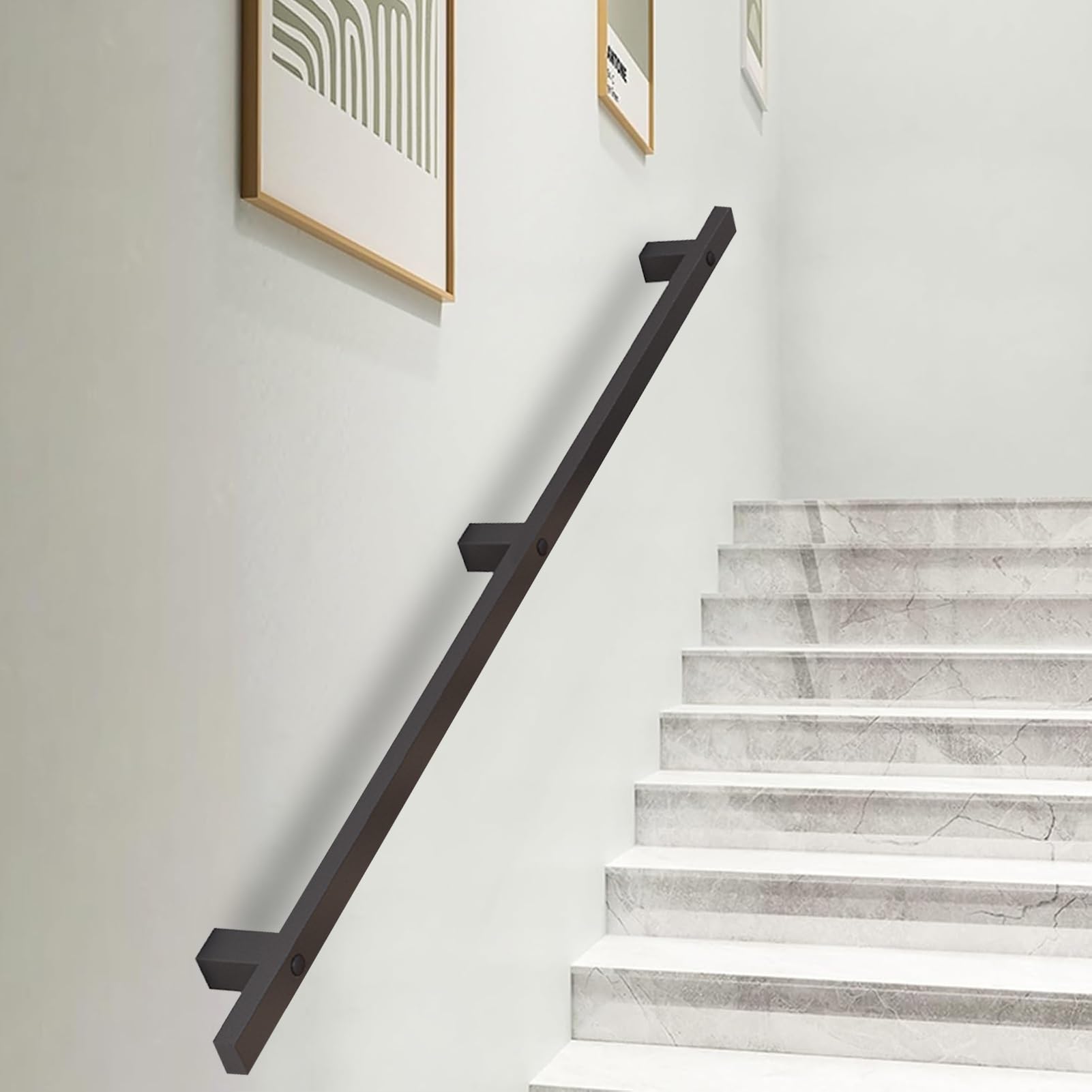 Main courante de rampe murale extérieure pour sécuriser l'escalier de votre jardin