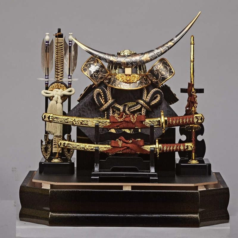 五月人形 ケース入り 兜飾り 六角勝輝 伊達政宗の兜 アクリルケース 幅