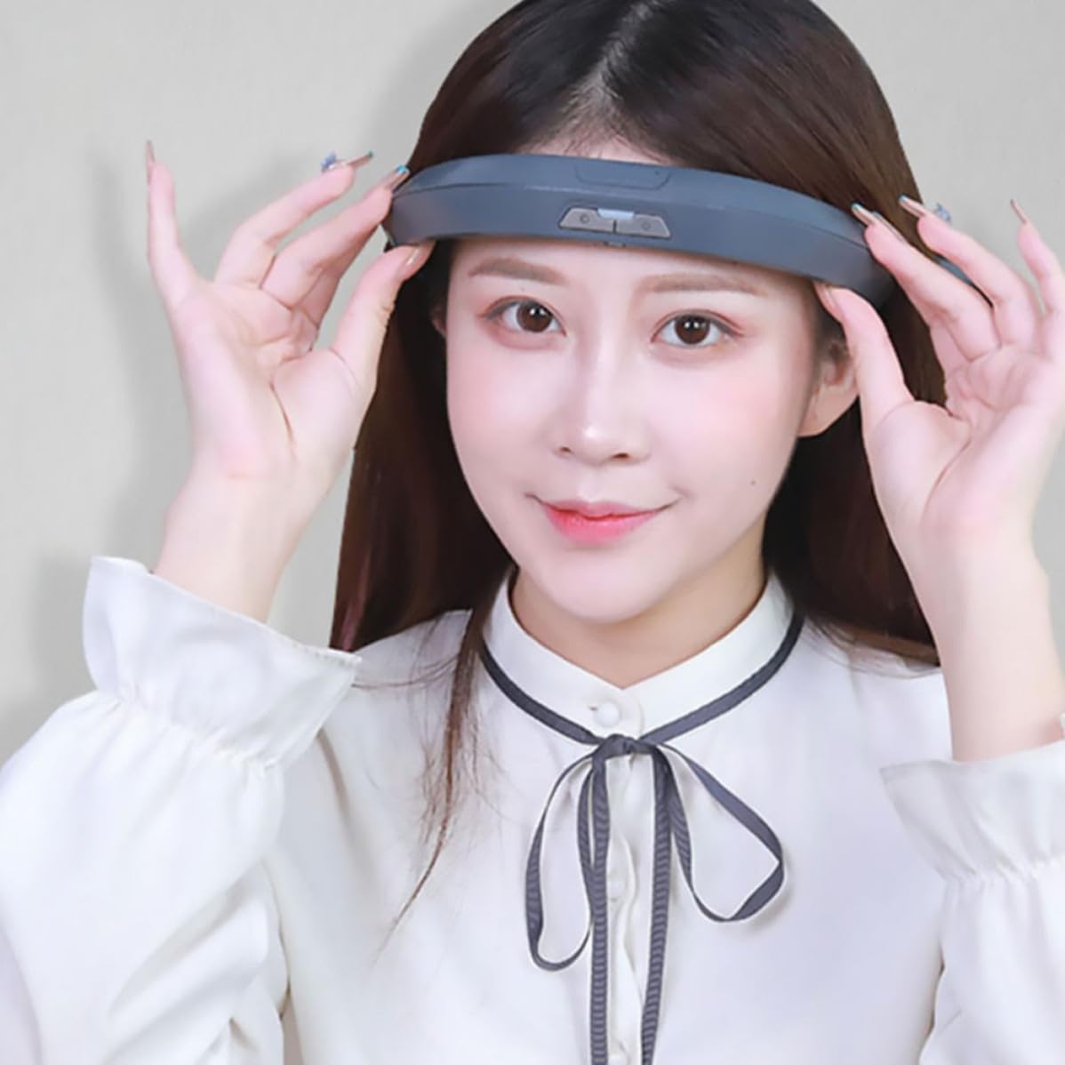 Appareil de Massage Portable Noir en Abs Design Ergonomique pour Soulager les Maux de Tête et Favoriser la Relaxation du Sommeil