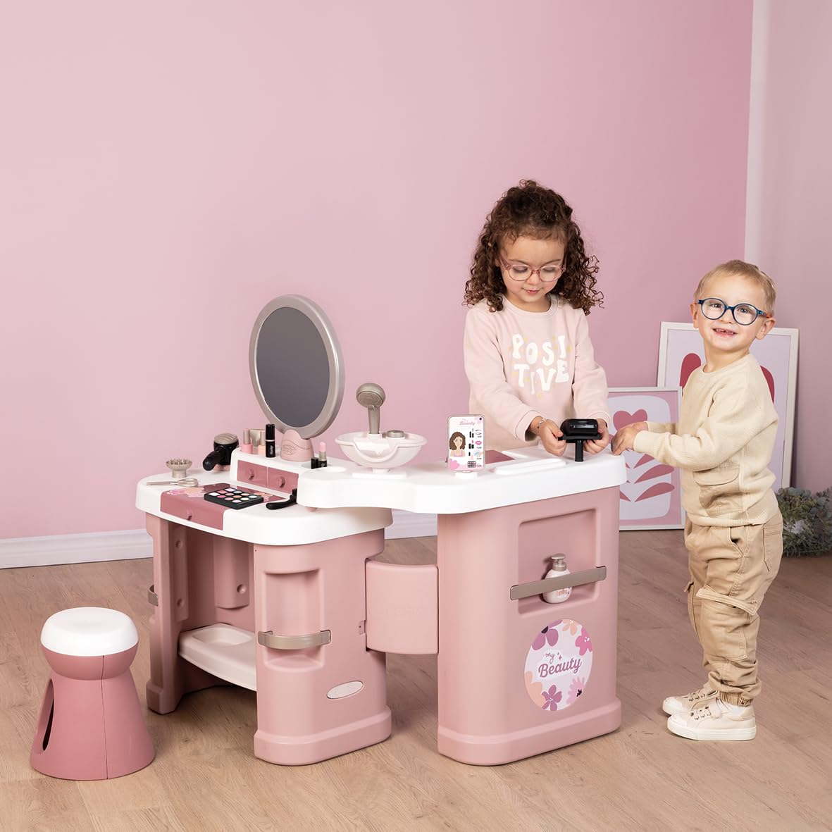 Smoby - My Beauty Center - 3 w 1 Beauty Institute - Fryzjerstwo, Salon paznokci, Sztuczny makijaż - 26 akcesoriów - Materiał z recyklingu - Od 3 lat - Wyprodukowano we Francji