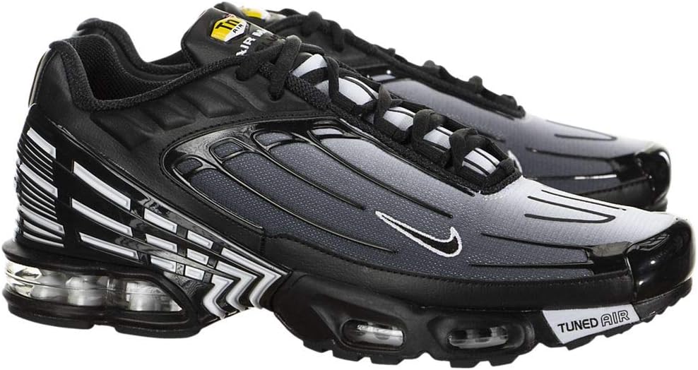 Nike Air Max Plus III, Black / Black-white, 13.5 Women/12 Men :  Amazon.com.br