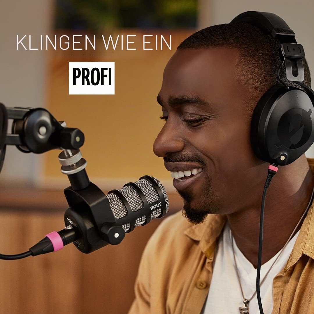 RØDE PodMic Dynamisches Mikrofon mit Rundfunkqualität mit integrierter Schwenkhalterung für Podcasting, Streaming, Spiele und Sprachaufnahmen, XLR (Schwarz)