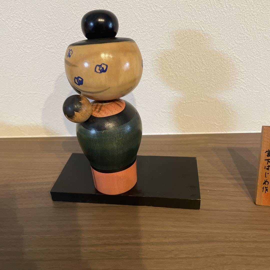 Amazon.co.jp: 宮下はじめ作 おしん子守唄 こけし : おもちゃ