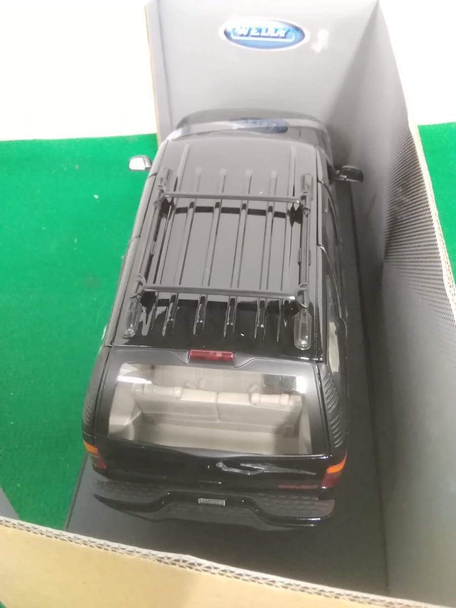 Amazon.co.jp: g_t J822 2001GMC YUKON DINALI1/18サイズメタル