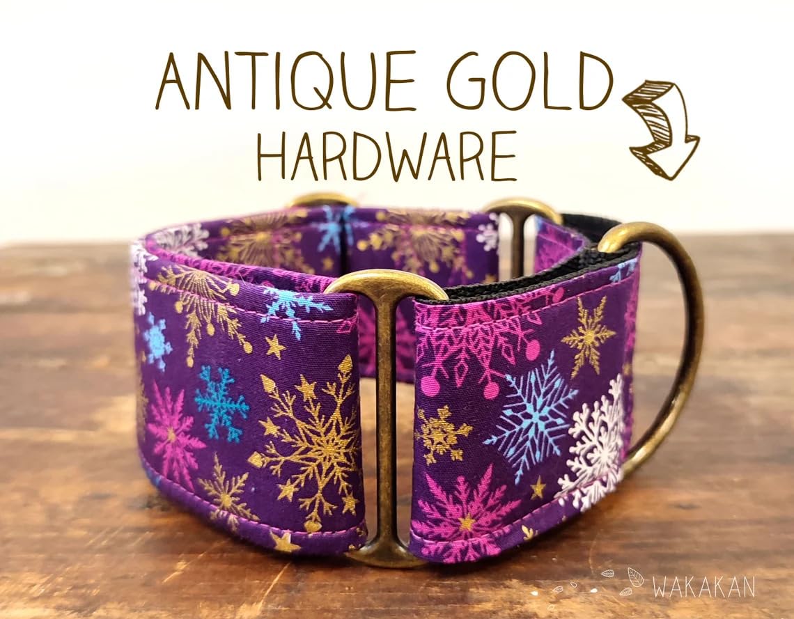 Collar Martingale Para Perro: Let It Snow Magenta, Hecho a Mano en España por Wakakán