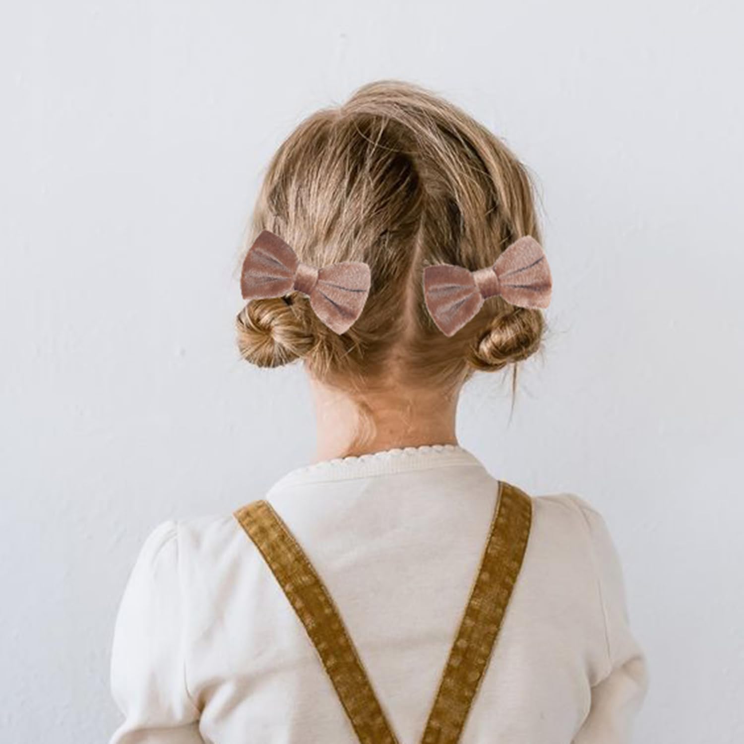 Love Fairy - Pinza para el pelo de terciopelo con lazo de 3.2 pulgadas, accesorio para el cabello con lentejuelas para niñas, adolescentes y mujeres (marrón claro)