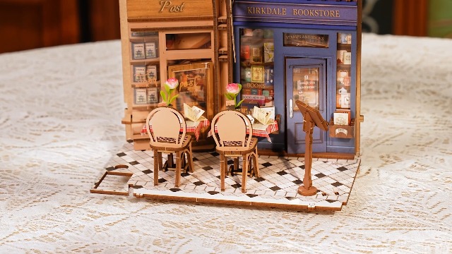 Kit Book Nook Arcade Dating ROBOTIME | Modellismo In Legno Per Adulti Con Luci LED E Pannello Antipolvere