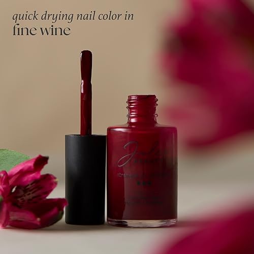 Miniatura 8 de Julep Color de uñas de secado rápido Vino fino Esmalte de uñas de secado rápido, resistente al astillado con acabado de alto brillo