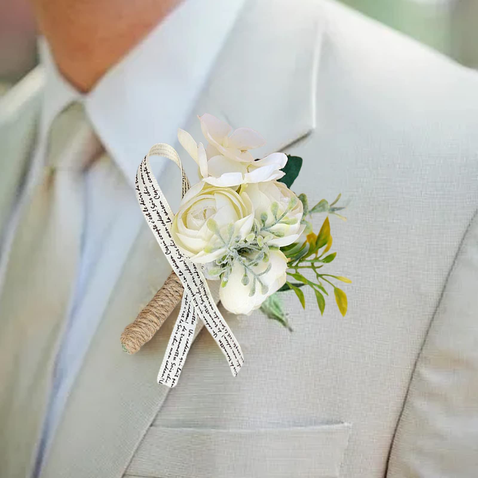 De Handen Van De Bruid En Van De Bruidegoms Van De Dag Van Het Huwelijk Met Ringen Stock Foto De Handen Van De Bruid En Van De Bruidegoms Van De Dag Van Het Huwelijk Met Ringen Stock Foto
