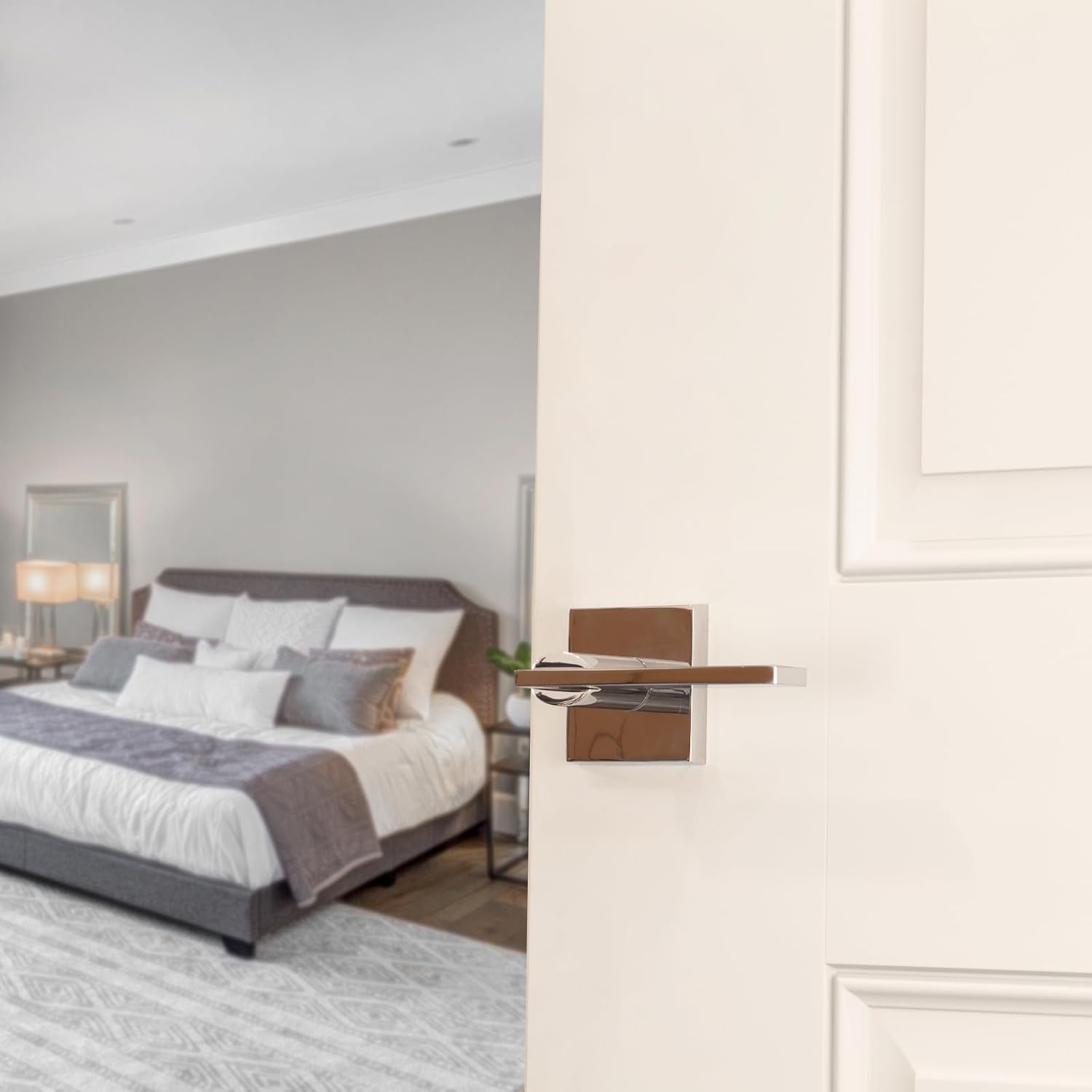 Delaney Hardware Bravura 943 Raleigh Lever Privacy Lockset with Modern Square Trim Reversible Adjustable Door Handle Lever for Bedroom/Bathroom, Chrome