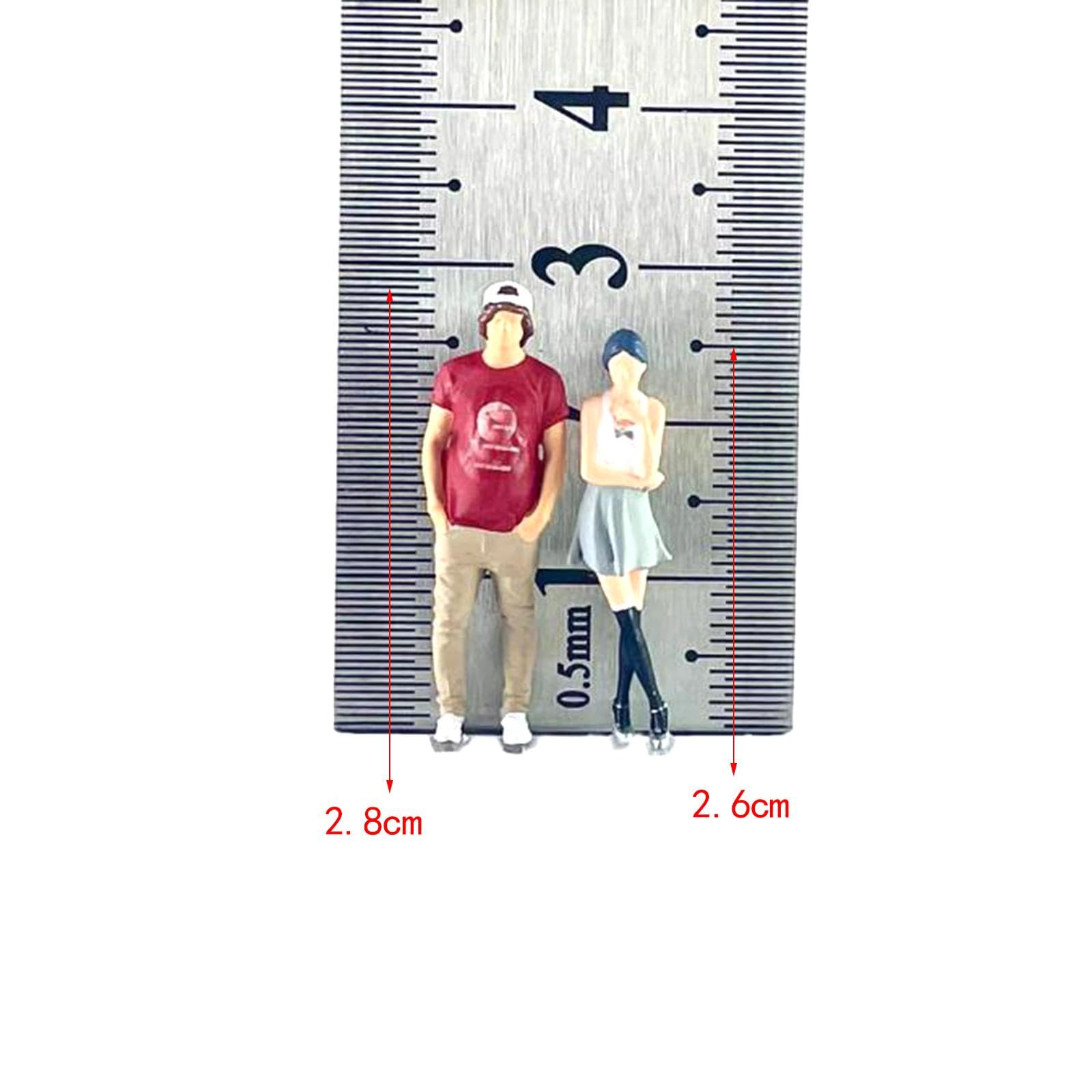 Garende 1:64 Scale Figures of Couples for Diorama Projects