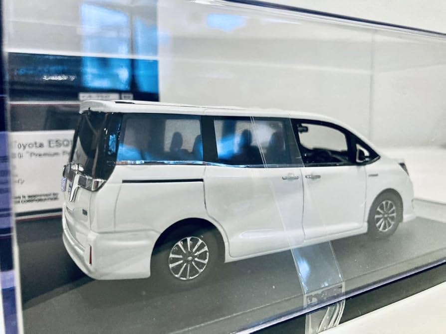 ハイストーリー エスクァイア ホワイトパール ミニカー 1/43 ミニカー ハイストーリー エスクァイア ホワイトパール ミニカー 1/43