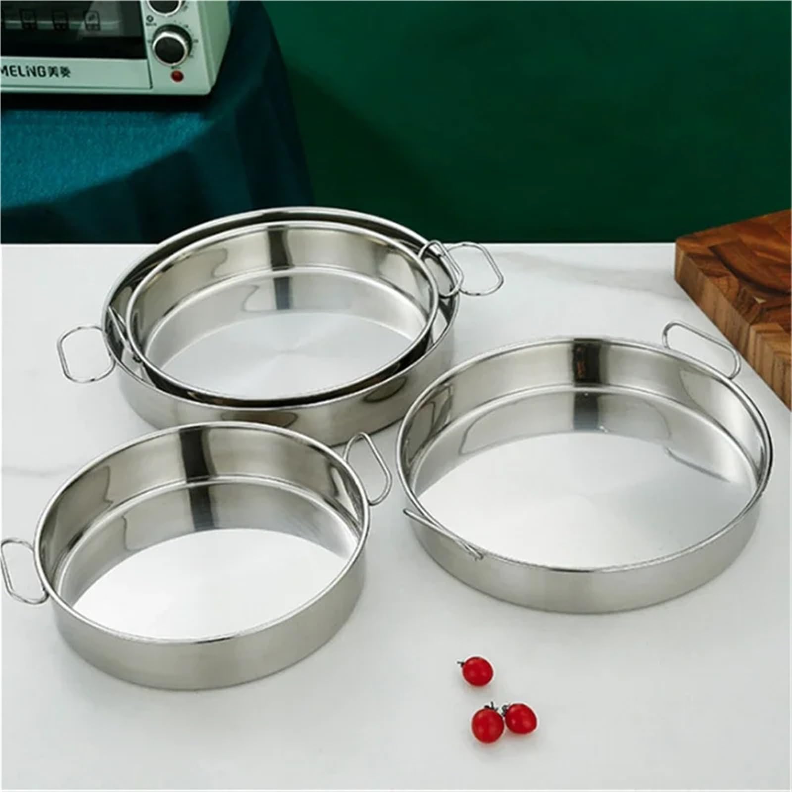 Bandeja redonda de acero inoxidable con asas, plato de 24 cm de profundidad para hornear, almacenar frutas, alimentos, pasteles y pan, diseño dorado de dos orejas