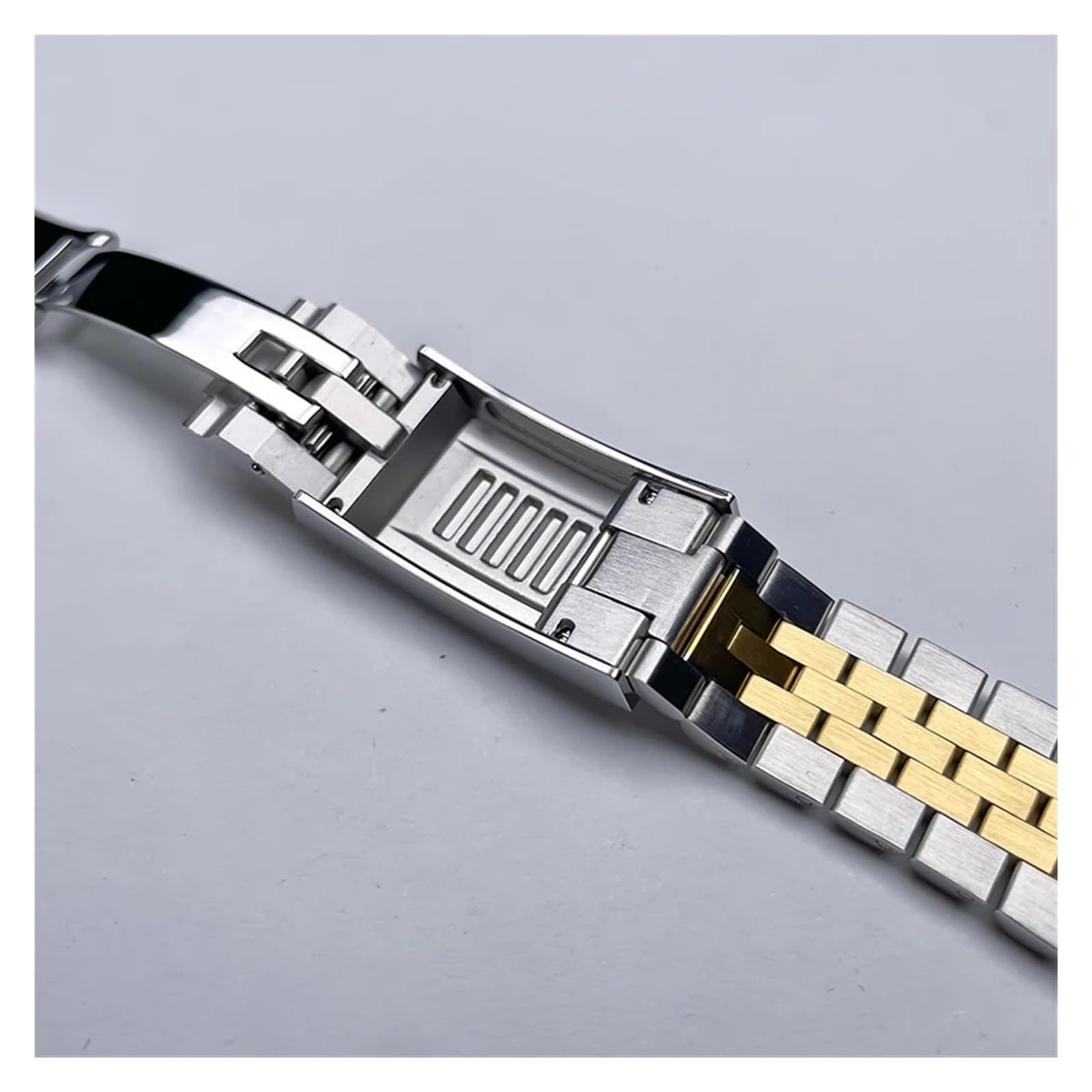 1PC 39mm NH35 Gehäuse geriffelte Lünette DJ2T Gelbgold Saphirglas Skx Mod Teile passend for NH35/36/38 Uhrwerk Stahluhr