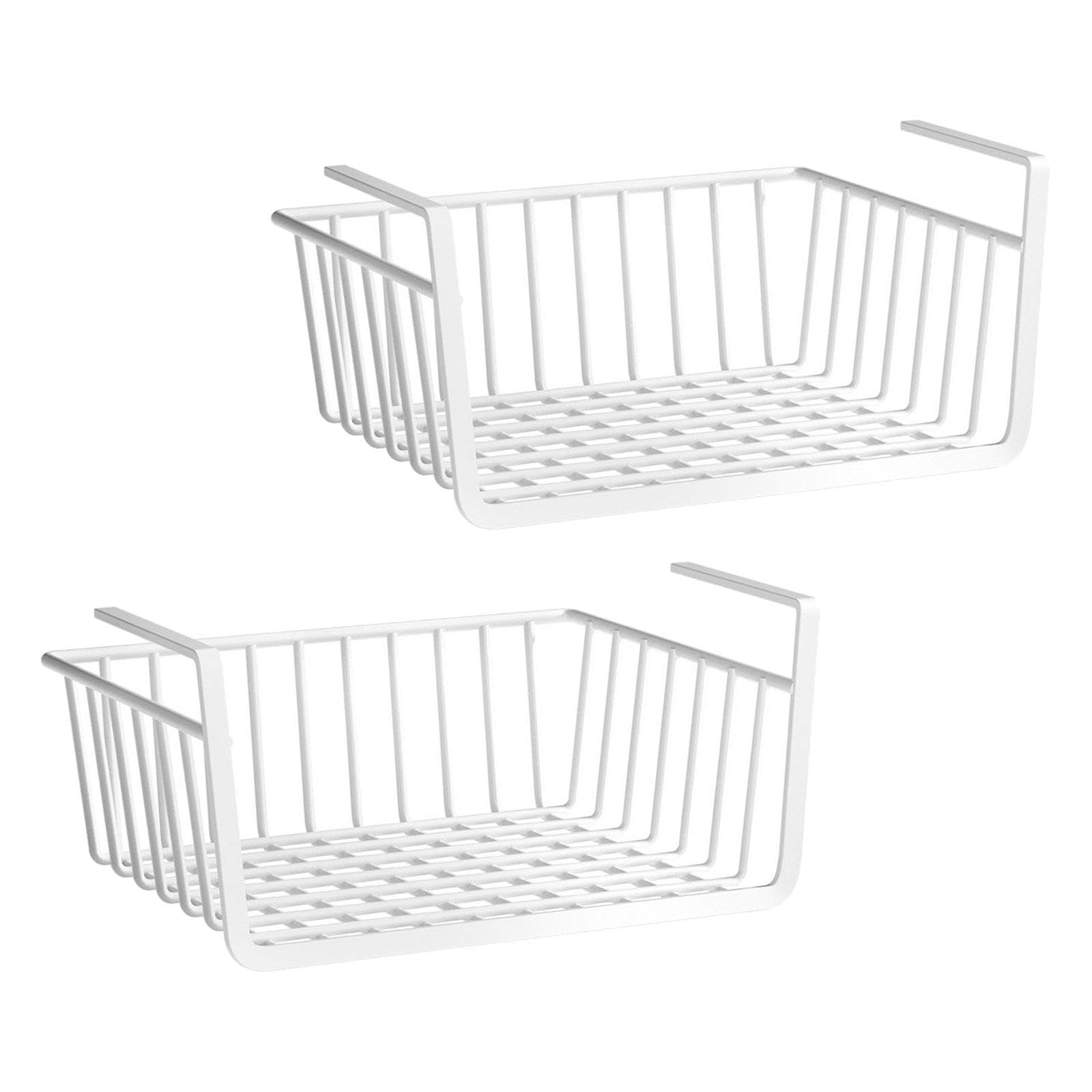 Cesta bajo estante para organizar snacks y disfrutar una cocina ordenada