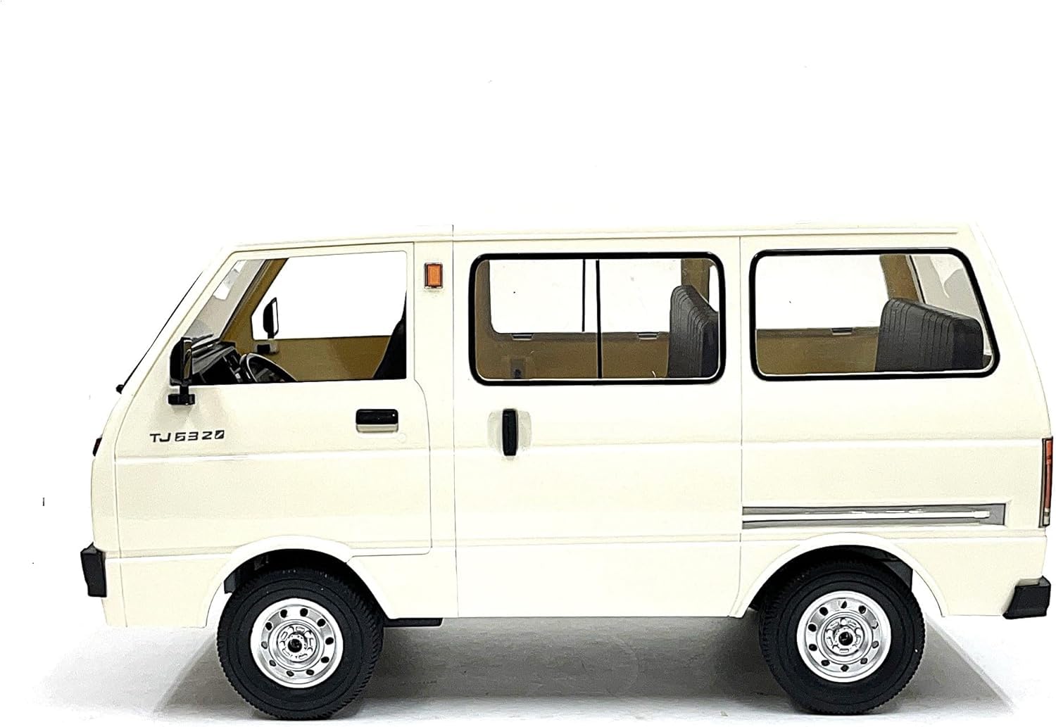 1/10ラジコンカー　軽バンタイプラジコン　WPL　D-42 Amazon.co.jp: WPL 1/10スケール D-42 軽バンラジコン 箱バン 軽トラ