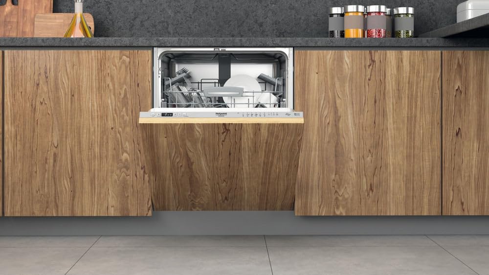 Hotpoint HIO3T141W Lave-vaisselle Intégrable 60 cm 14 Couverts Zone Wash 3D Active Dry Tactile 41 dB Classe C