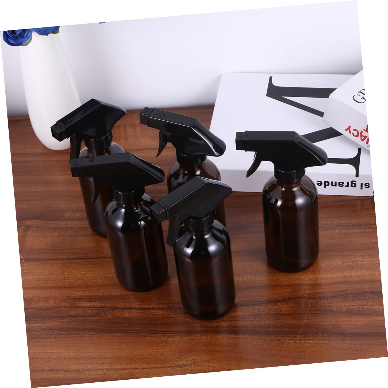 Braune Sprühflaschen Nachfüllbare Glas Wassersprüher 250 Ml 4 Stück aus Glas Leicht zu Benutzen für Friseursalon und Aromatherapie