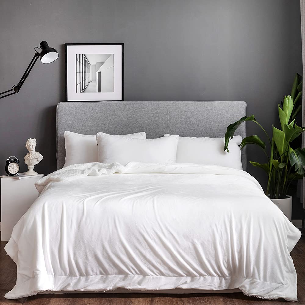 Qollection White Sherpa Teddy Lush [ ] Super Soft Blanket Faux Fur Shaggy With Crystal Fleece At Back Cosy Fuzzy Throws Warm Solid For Sofa Couch & Bed Décor Double Ply Reversible (, King 240X200cm)