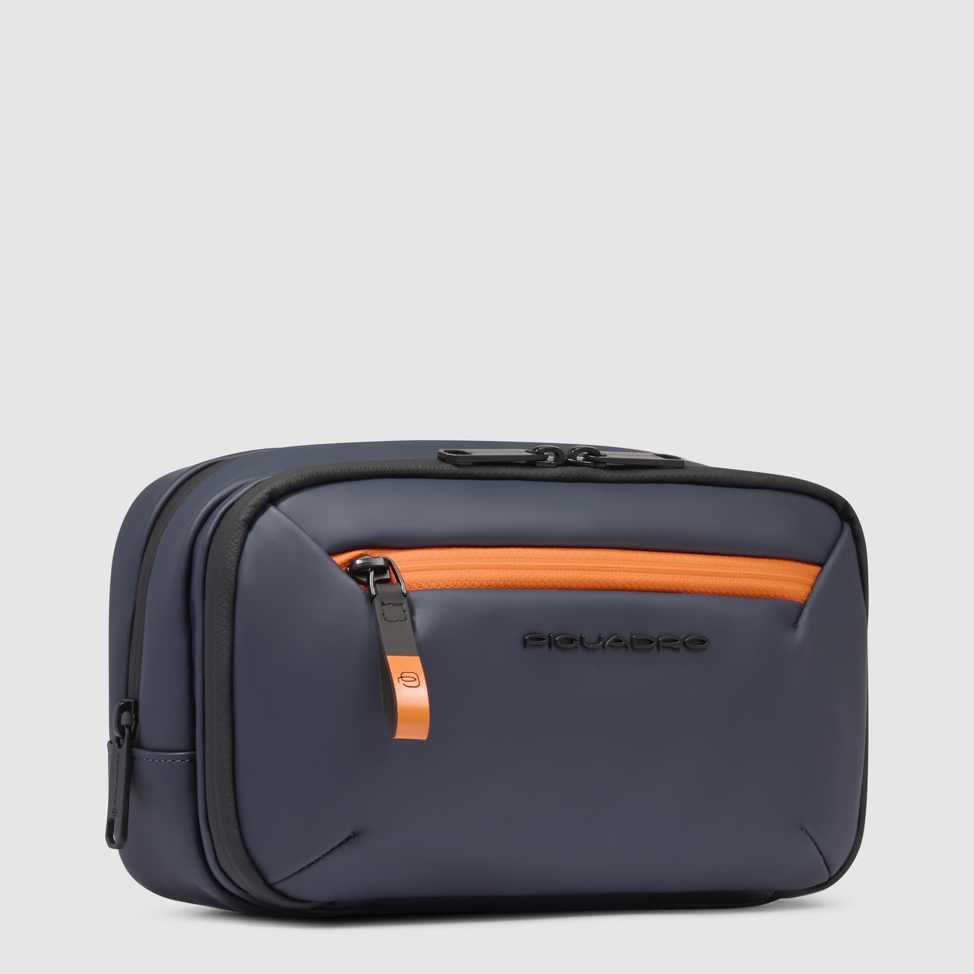 PIQUADRO - Beauty Case Impermeabile Tessuto Resistente - Uomo - Blu | Anti-acqua, Interno organizzato, Salvaspazio, Scomparti Multipli, Trasferte