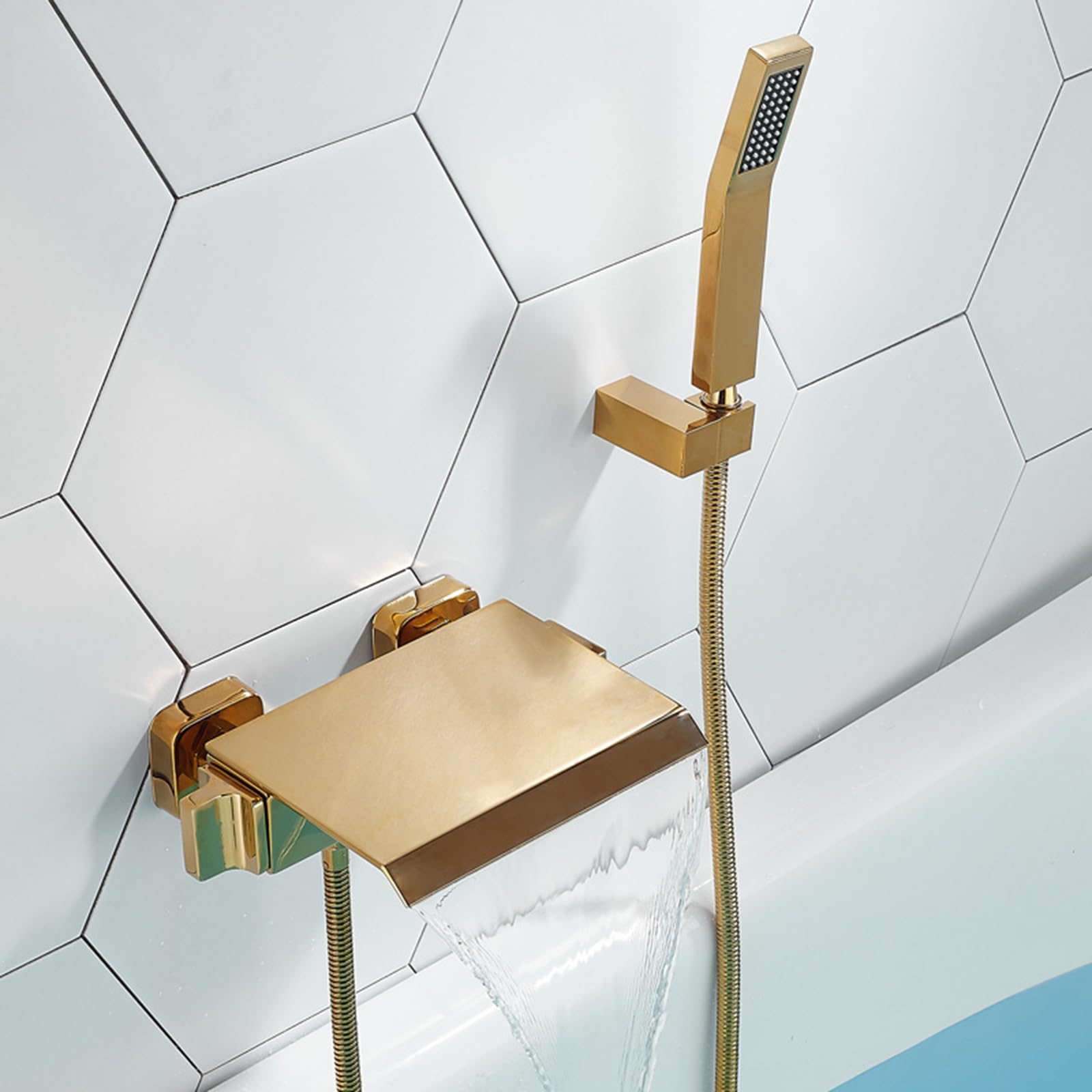 Robinets de salle de bain dorés pour douche design moderne