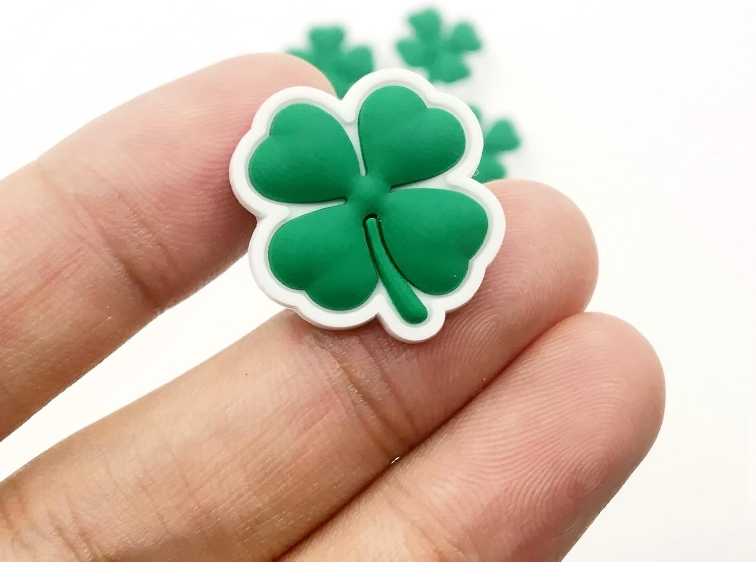 Four Leaf Clover Shoe Charms;Four Leaf Clover Charms for Clog Shoes Decoration Green Lucky Shoes Charm for Kids Adults, PVC Shoe Charm St. Patricks Day Accessories Decoration Gifts 8 Pcs