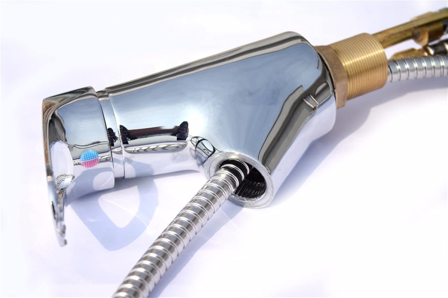 Trailer Accessories Pull Out Water-Saving Faucet Shower Head and Hose Kit for RV Trailers Hand-Held Shower Set with Hose Caravan Accessories Camper for Travel Trailers