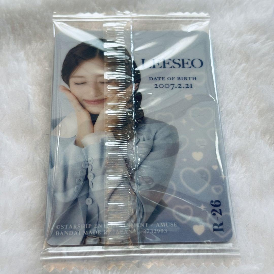 Amazon.co.jp: IVE ウエハース イソ LEESEO レア カード フォトカード