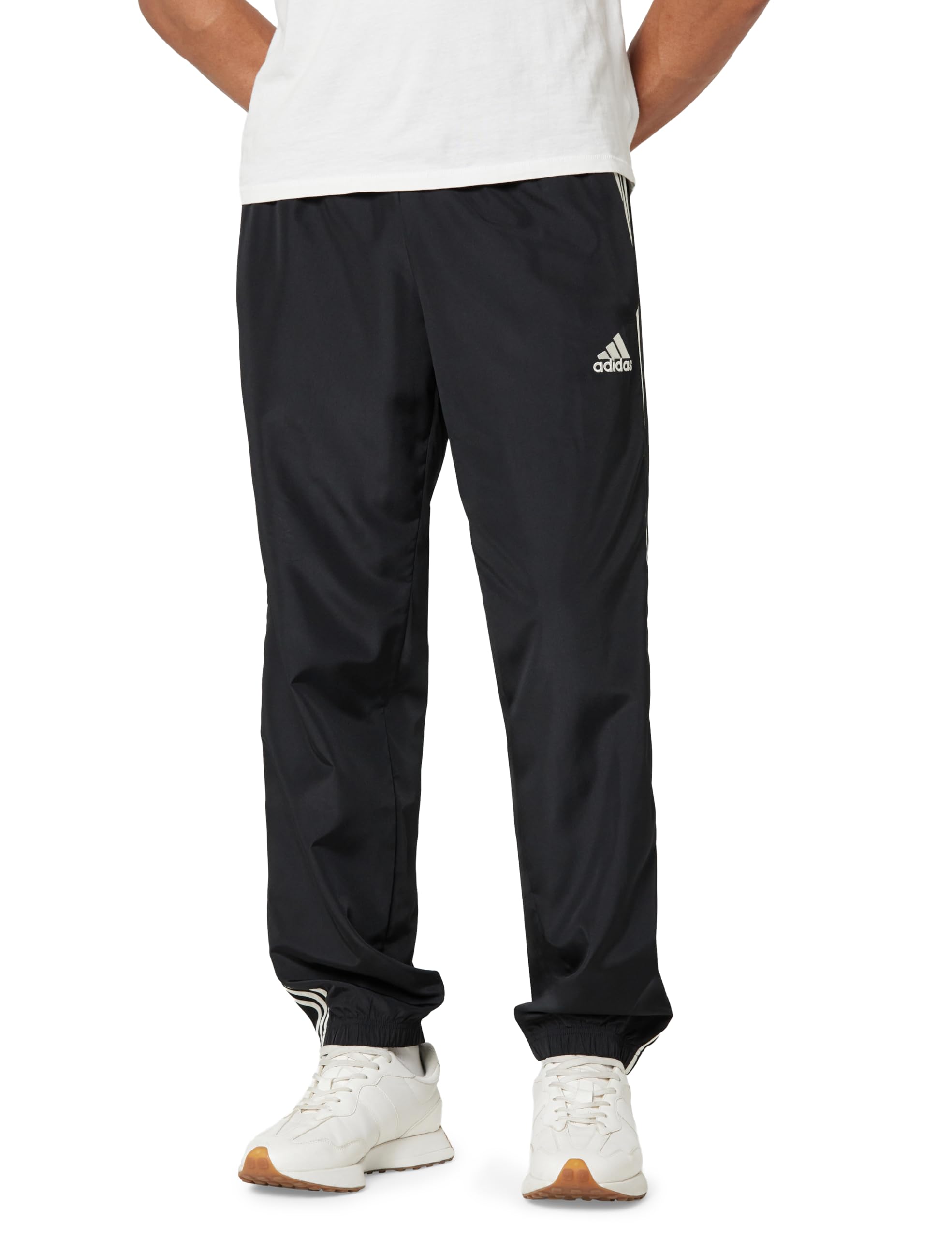 adidas Men's Regular Fit Mid Rise Track Pant