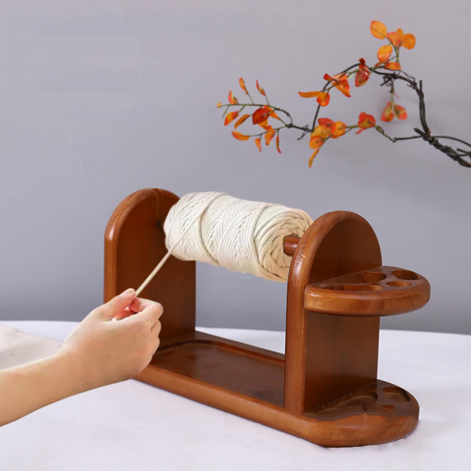 RoseFlower Supporto per Filato, Supporto per gomitolo di Legno Rosso Naturale, Portafilo in Legno con meccanismo Rotante, Regalo per Donne anziane