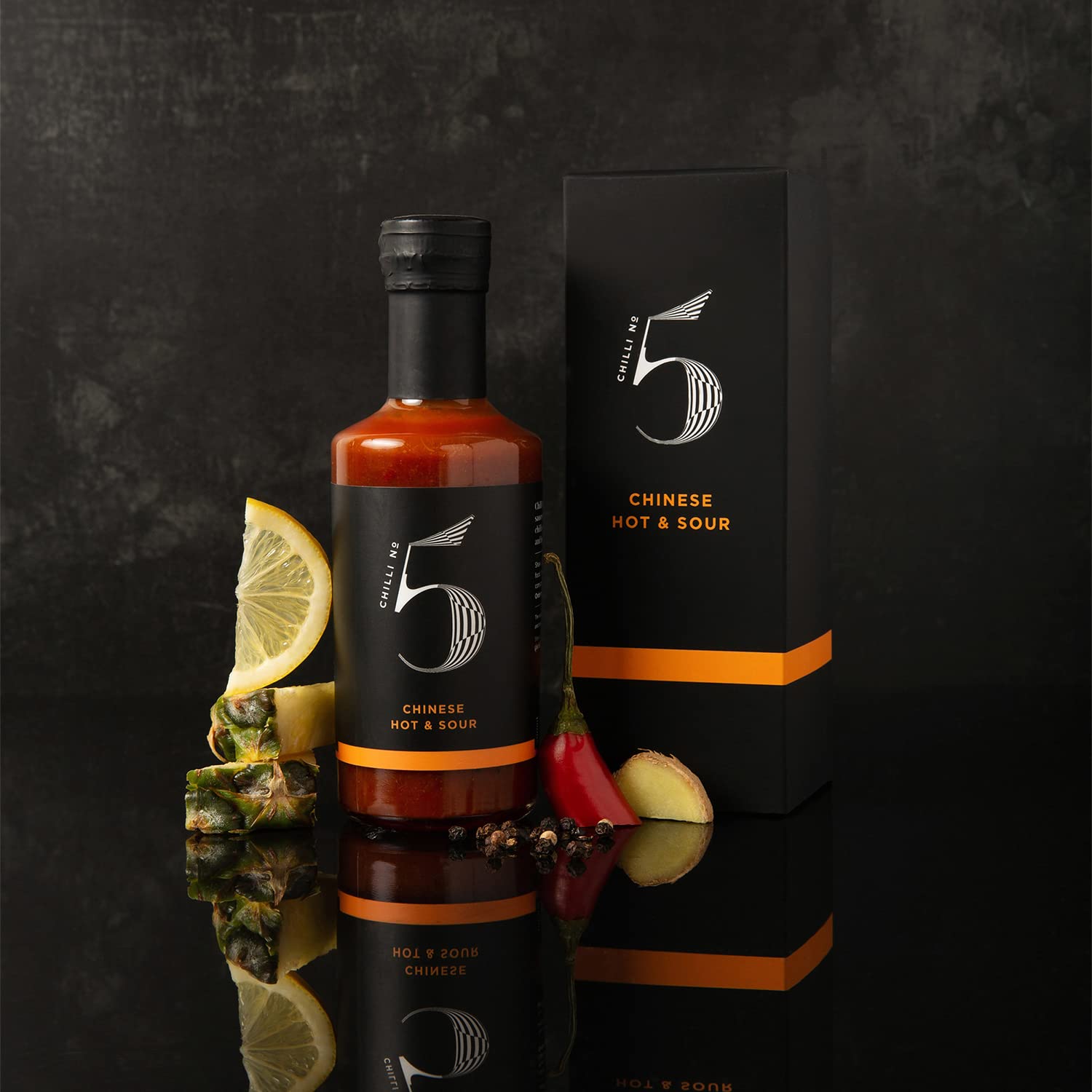 Chilli No.5 | Chinese Stir-Fry Hot and Sour Sauce, Award-Winning, Exclusive Five Chilli Blend, Healthy Superfoods, Vegan, Gluten Free, No Artificial Colours or Flavourings 200 ml Bottle